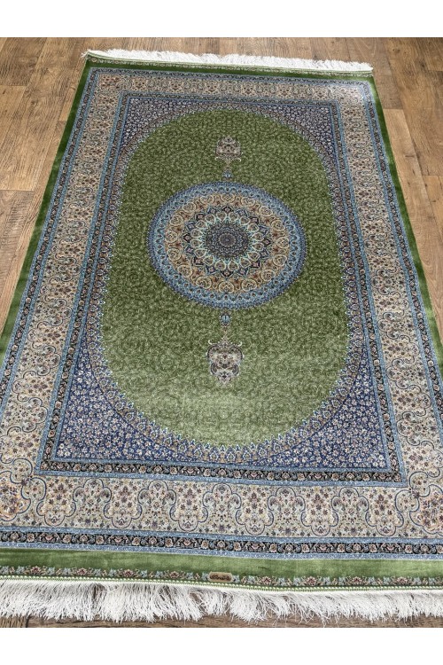 Иранский ковер QUM Silk 10009 Зеленый